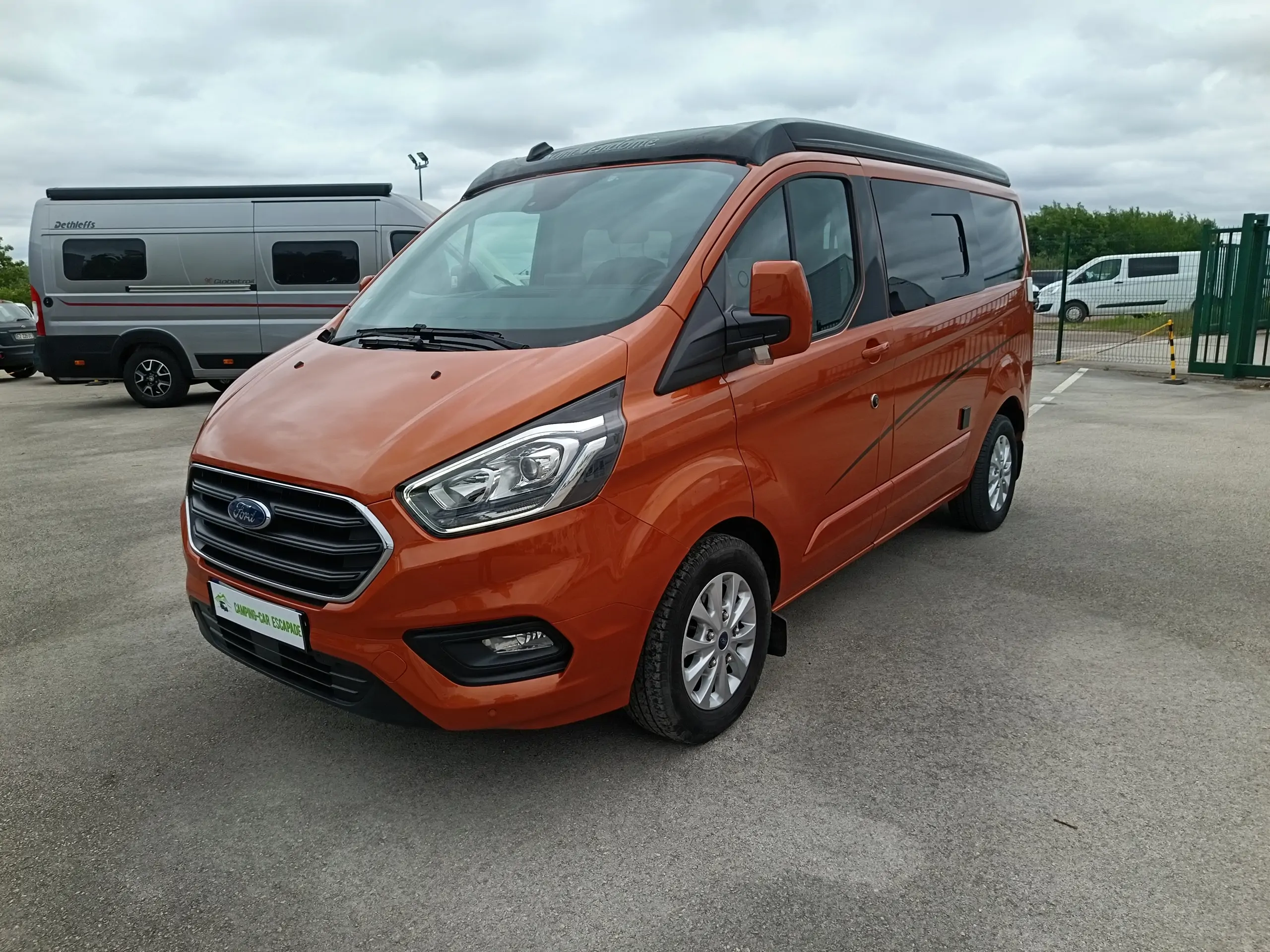 Photo FONT VENDOME AUTO CAMPER